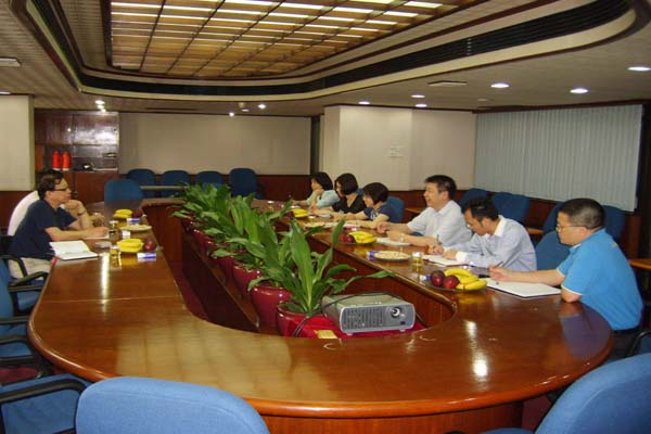 学院领导与广东丝绸纺织集团有限公司调研 学院领导与广东丝绸纺织集团有限公司调研